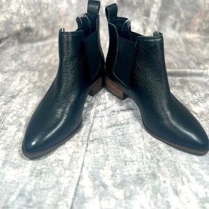 NWOT Lucky Brand Lufti Black Leather Chelsea Boot Sz 6.5